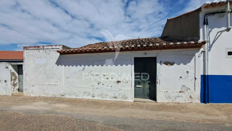 Small house 2 bedrooms Typical in the center Pias Serpa - backyard, swimming pool