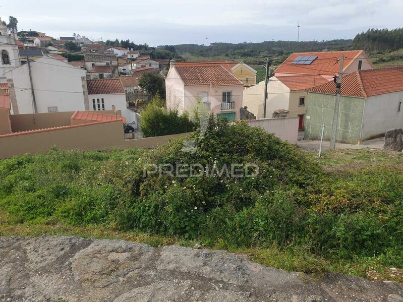 Terreno Urbano com 490m2 Lourinhã