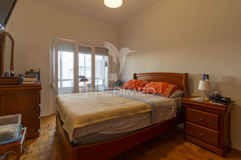 Apartment T4 Almada - , , ,