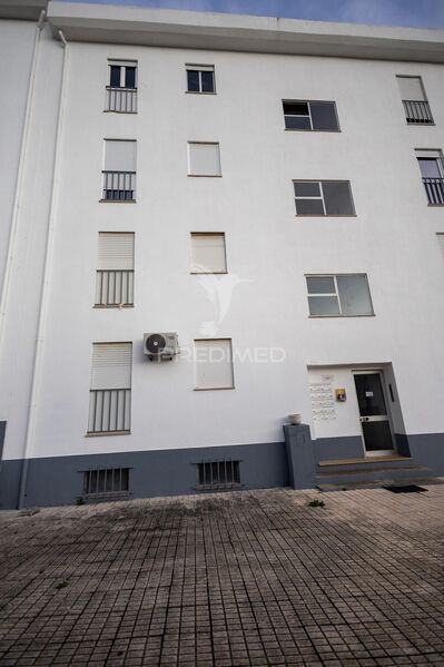 Apartamento com boas áreas T2 Elvas - 3º andar, cozinha equipada