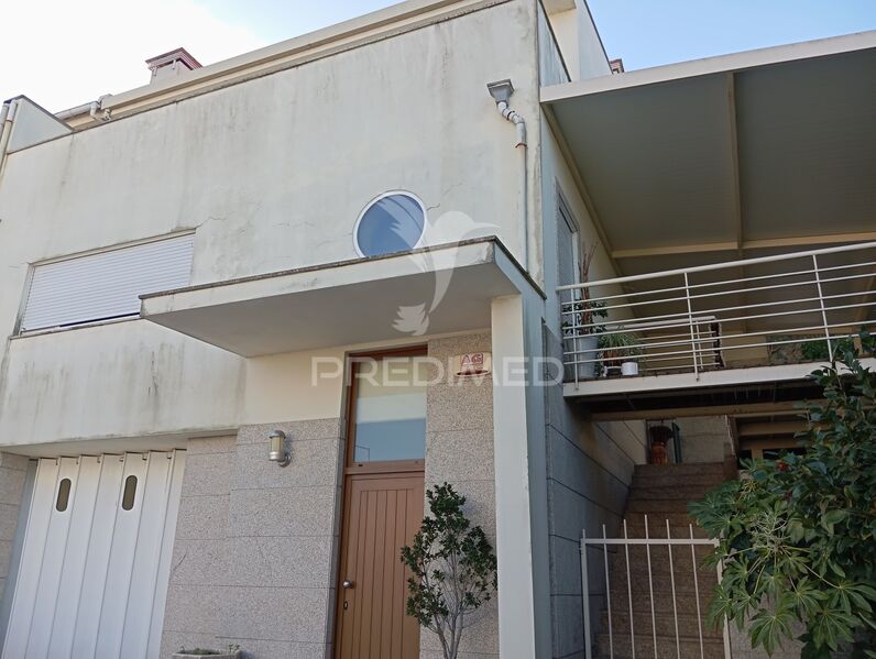 House/Villa 4 bedrooms Braga - garden, terrace, barbecue, garage, fireplace