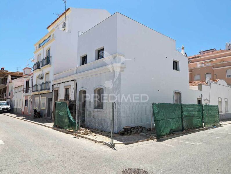 жилой дом новые отлично расположенна V2 Vila Real de Santo António - salamandra, терраса, двойные стекла, солнечные панели