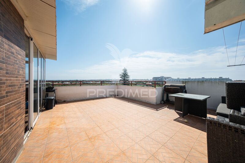 Apartamento no centro T3 Sines - terraço, lareira