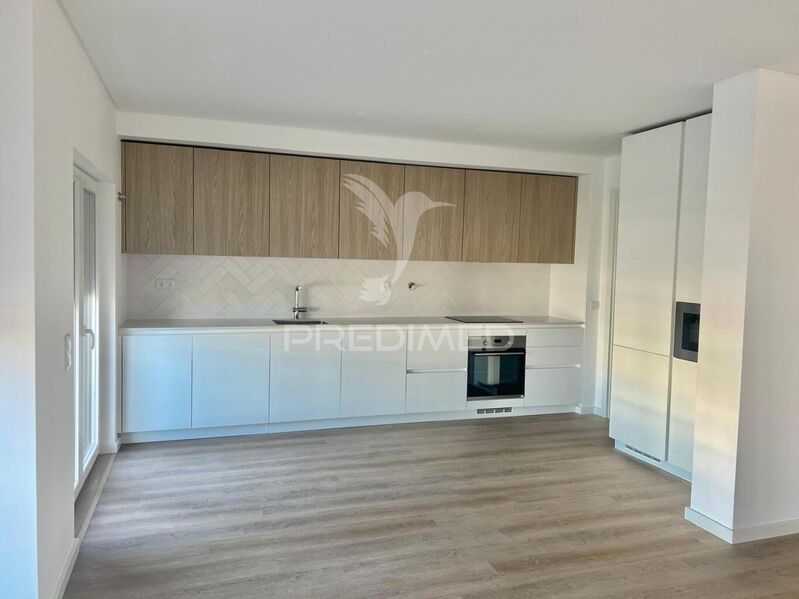 Apartamento T3 Quinta do Anjo Palmela - painéis solares, ar condicionado, arrecadação, vidros duplos, isolamento acústico, isolamento térmico, garagem