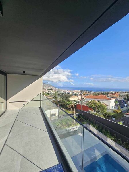 Apartment 3 bedrooms Modern well located Santo António Funchal - store room, swimming pool