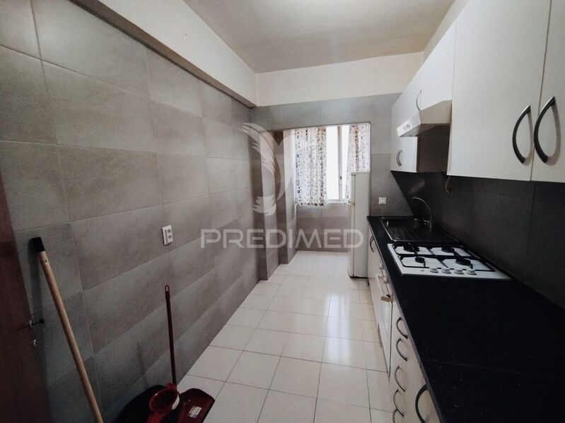 Apartment Renovated in the center 2 bedrooms Moita - balcony