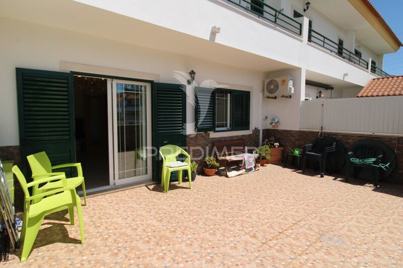 House V3 excellent condition Amora Seixal - garage, barbecue, air conditioning, automatic gate, green areas, attic, alarm, terrace, balcony