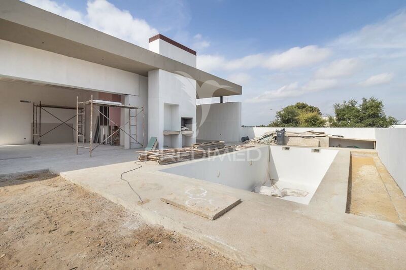 House 4 bedrooms Single storey Quinta do Anjo Palmela - solar panels, swimming pool, terraces, playground, heat insulation, garage, equipped kitchen, terrace, barbecue, air conditioning