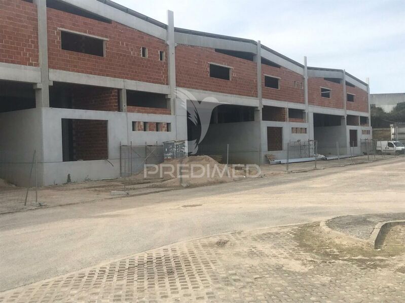 Warehouses Industrial in industrial zone Arruda dos Vinhos