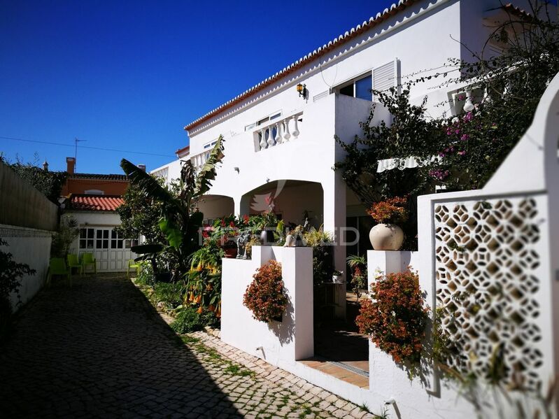 Home V7 Santa Maria Lagos - excellent location, balconies, balcony, garage, terraces, terrace, backyard
