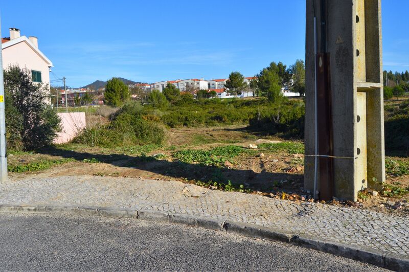 Land with 182sqm Adroana Alcabideche Cascais