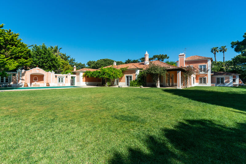 House V6 near the beach Quinta da Marinha  Cascais - swimming pool, central heating, terrace, alarm, fireplace, garden, gated community