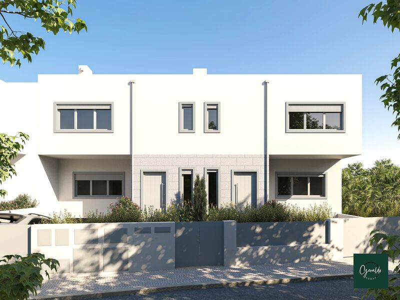 Moradia V3 Geminada em construção Amoreira Alcabideche Cascais - varanda, piscina, cozinha equipada, jardim, garagem