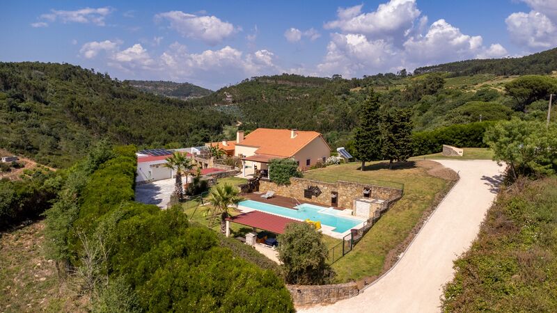 House Rustic 3 bedrooms Mafra - swimming pool, barbecue, solar panels, garage, fireplace