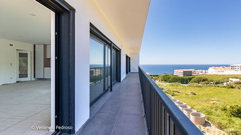 Apartment nieuw sea view T3 Ericeira Mafra - swimming pool, terrace, gated community, solar panels, balcony, kitchen, sea view