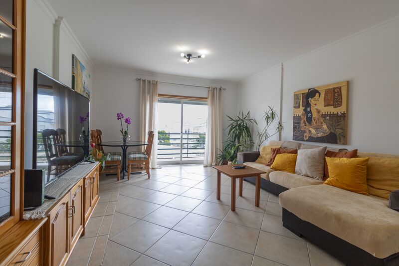 Apartment T3 in good condition Ericeira Mafra - kitchen, store room, attic, balcony, fireplace, parking lot