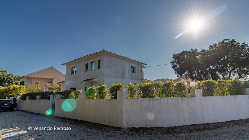 House Isolated in the center V5 Malveira Mafra - barbecue, garden, fireplace, central heating, boiler, garage, equipped kitchen, terrace, automatic gate