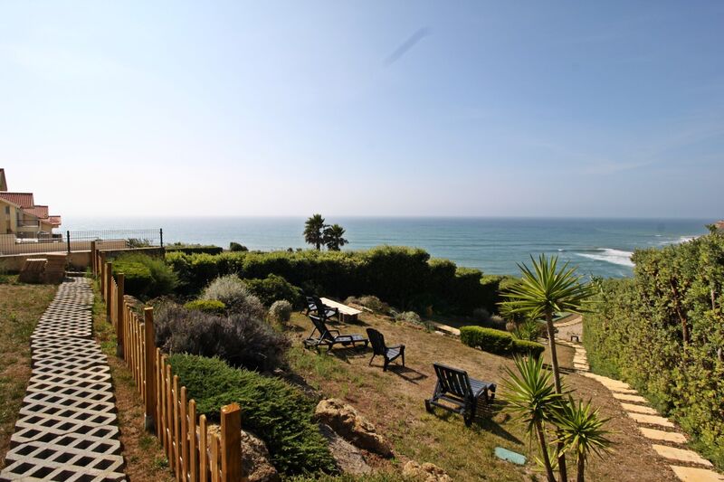 House V8 Ericeira Mafra - barbecue, garage, attic, terrace, garden, fireplace, boiler, terraces, central heating, sea view