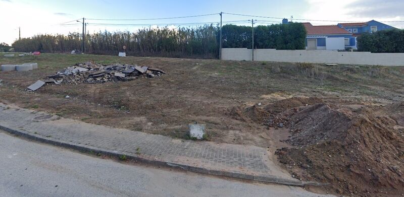 Plot of land in urbanization Ericeira Mafra - garage, construction viability