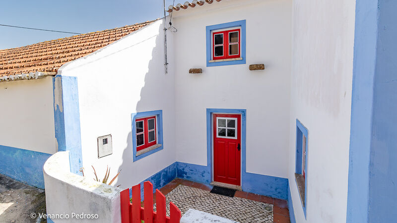 House 4 bedrooms Rustic in the center Ericeira Mafra - barbecue, attic, fireplace, tiled stove