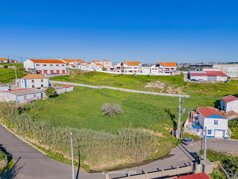 Terreno Urbano com 2467.37m2 Ericeira Mafra - água, viabilidade de construção