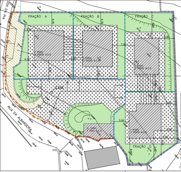 Terreno Urbano com 2467.37m2 Centro  São João das Lampas Sintra - água, viabilidade de construção