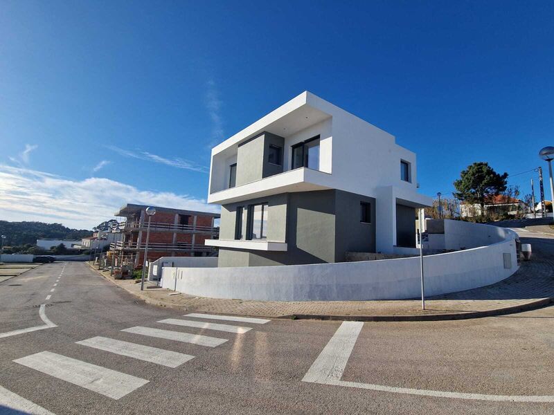 House V3 Luxury in urbanization Ericeira Mafra - air conditioning, balconies, solar panels, garden, alarm, equipped kitchen, balcony