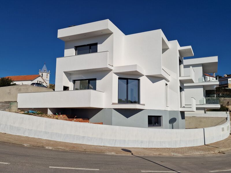 House V3 Luxury in urbanization Ericeira Mafra - air conditioning, balconies, solar panels, equipped kitchen, garden, alarm, balcony