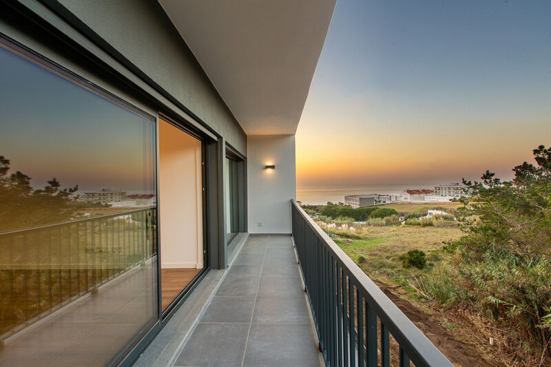 Apartamento novo com vista mar T3 Ericeira Mafra - painéis solares, terraço, varanda, vista mar, jardim, condomínio fechado, garagem, piscina, cozinha equipada