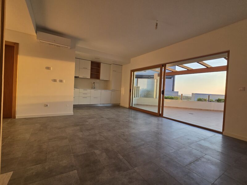 House 3 bedrooms Semidetached Ericeira Mafra - air conditioning, equipped kitchen, sea view, terrace, garage