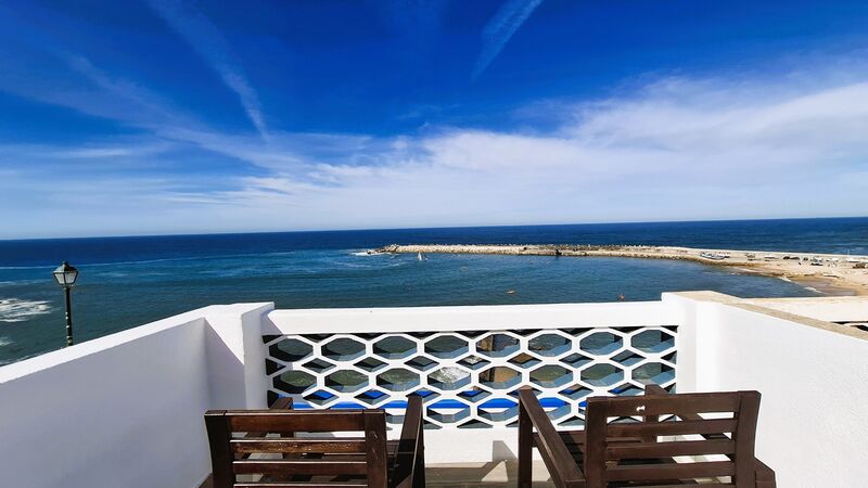 Apartment T2 Ericeira Mafra - kitchen, equipped, furnished, terrace