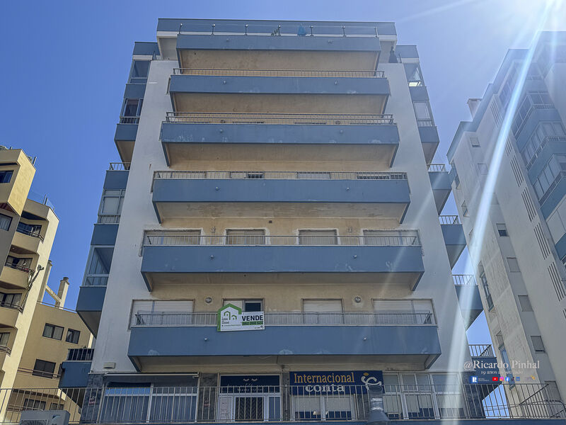 Apartamento T2 no centro Ericeira Mafra - cozinha equipada, vista mar, varanda