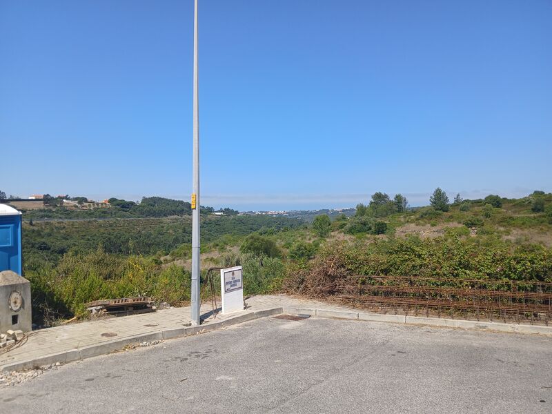 Plot of land for construction Mafra - garage