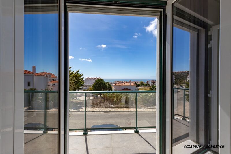 House Semidetached in urbanization V5 Ericeira Mafra - balconies, garden, garage, attic, air conditioning, solar panels, balcony, terrace, equipped kitchen, fireplace, sea view