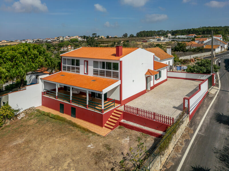 House V5 Mafra - attic, swimming pool, garden, equipped kitchen, tiled stove, store room