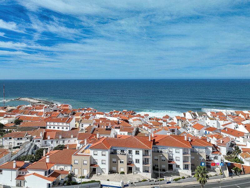 Apartment T2 Centro Ericeira Mafra - parking lot, kitchen, garage, store room, balcony