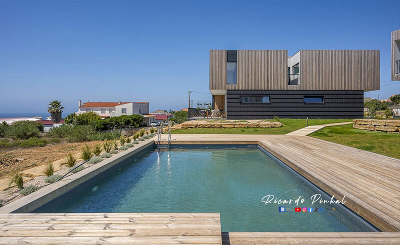 Apartment nouvel T3 Ericeira Mafra - sea view, garden, air conditioning, balcony, solar panels, terrace, gated community, swimming pool, parking lot, kitchen, store room