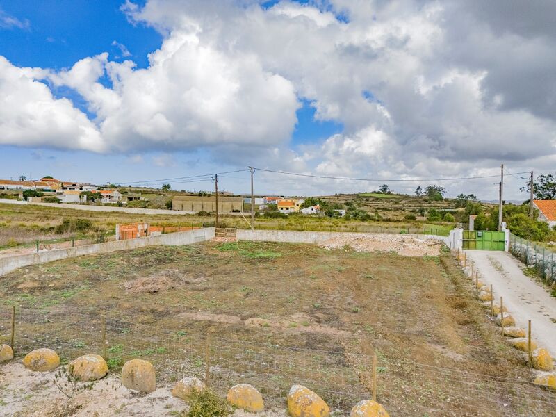 Plot of land with approved project Terrugem Sintra - garage, water, electricity