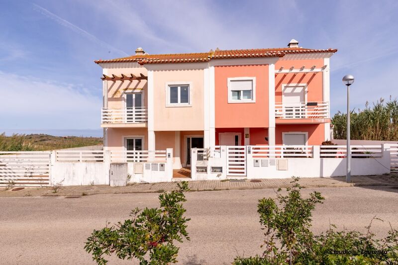 House Semidetached in urbanization V3 Ericeira Mafra - balcony, garage, barbecue, equipped kitchen, attic