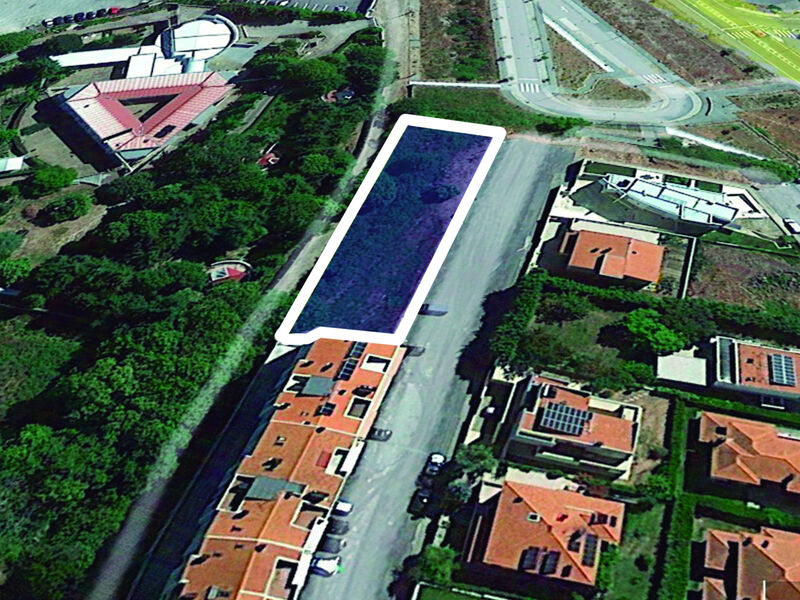 Land with 4750sqm Guarda