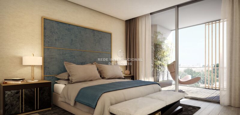 Apartment 2 bedrooms Duplex Campo Grande Alvalade Lisboa - equipped, garden