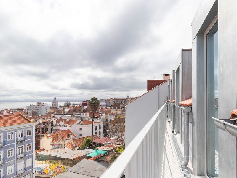 Apartamento Moderno no centro T1 Graça São Vicente de Fora Lisboa - varanda, bonitas vistas