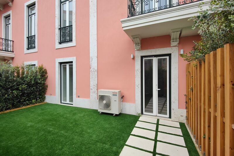 Apartment 2 bedrooms new Amoreiras Campolide Lisboa - balcony, terrace, gardens, balconies, garden, garage