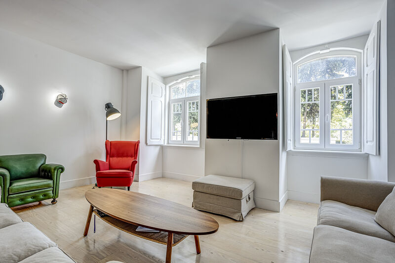 Apartment 3+1 bedrooms Estrela  Prazeres Lisboa