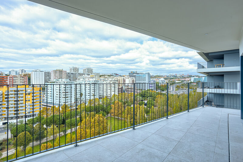 Apartment T3 nouvel Algés Oeiras - balconies, store room, radiant floor, balcony, double glazing, air conditioning, swimming pool