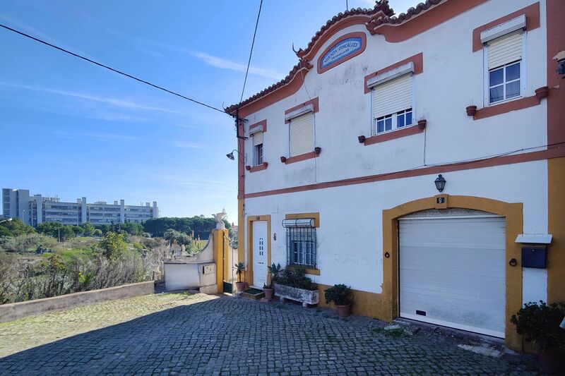 House 4 bedrooms Caparica Almada - terrace, terraces, attic, garage, garden, marquee