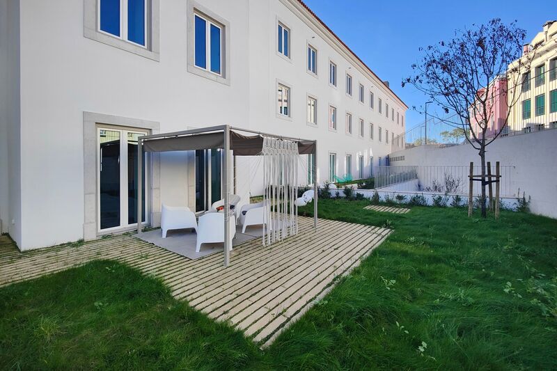 Apartment uusi T1 Estrela  Lapa Lisboa