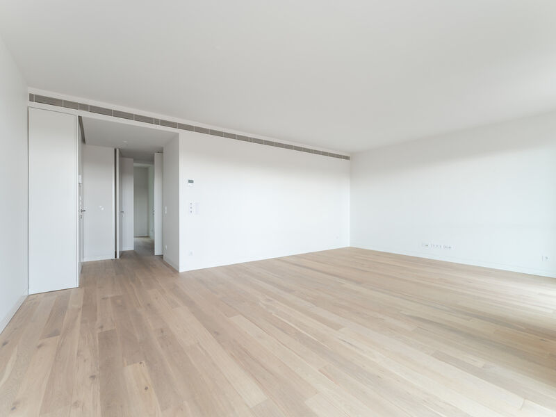 Apartamento Duplex T4 Estrela  Lapa Lisboa - condomínio privado, varandas, jardins, parque infantil, terraços, equipado