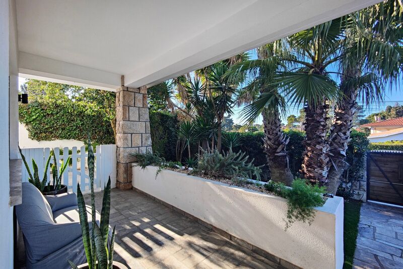 Moradia V5 bem localizada Cascais - jardim, terraço, varanda, piscina, garagem