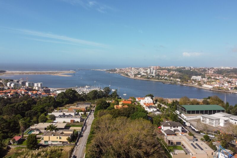 Apartment T3 neue Jardins D'Arrábida  São Pedro da Afurada Vila Nova de Gaia - gated community, equipped, balconies, gardens, balcony, air conditioning, playground, garage